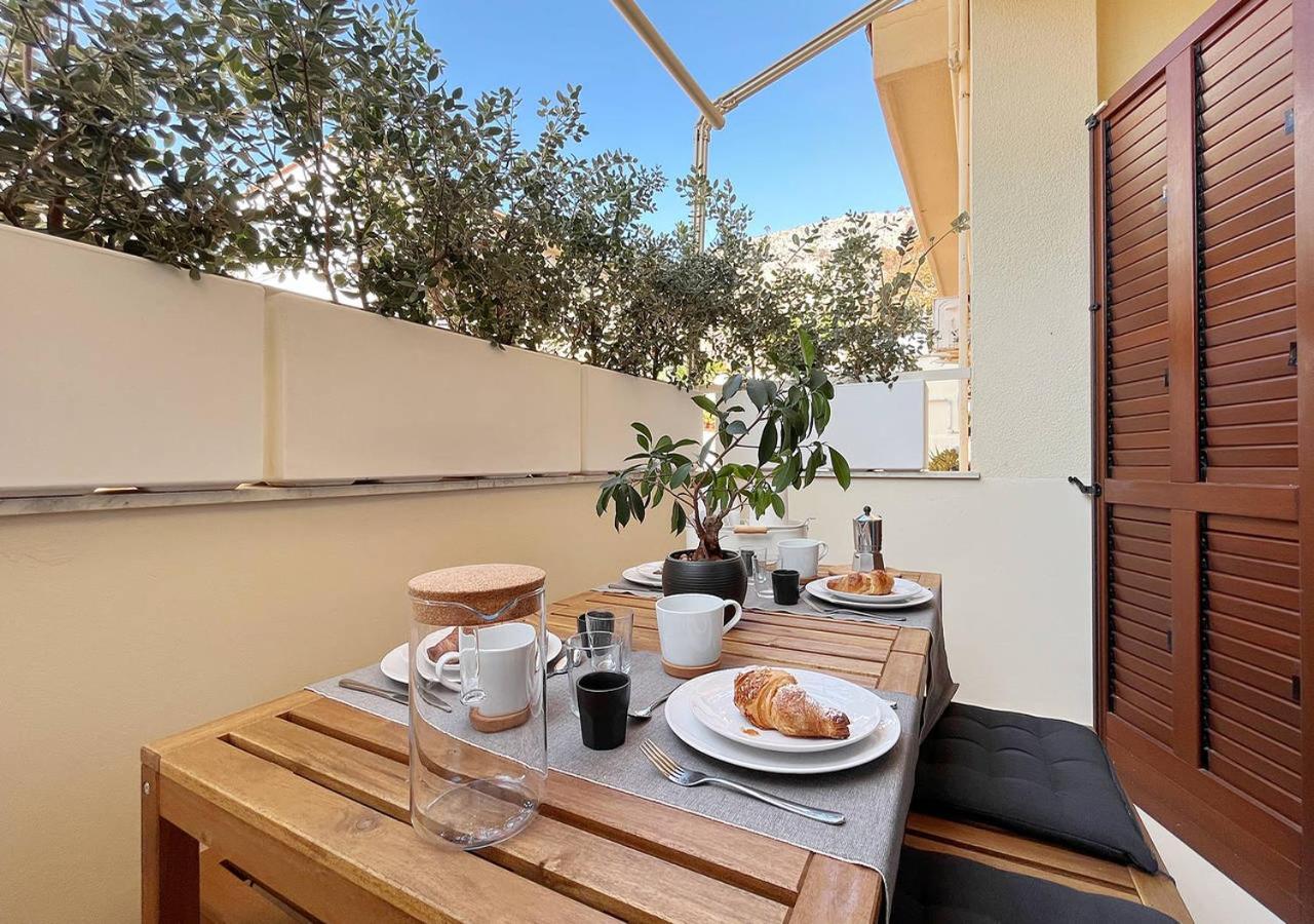 Solemar Sicilia - White Loft Apartment Palermo Luaran gambar