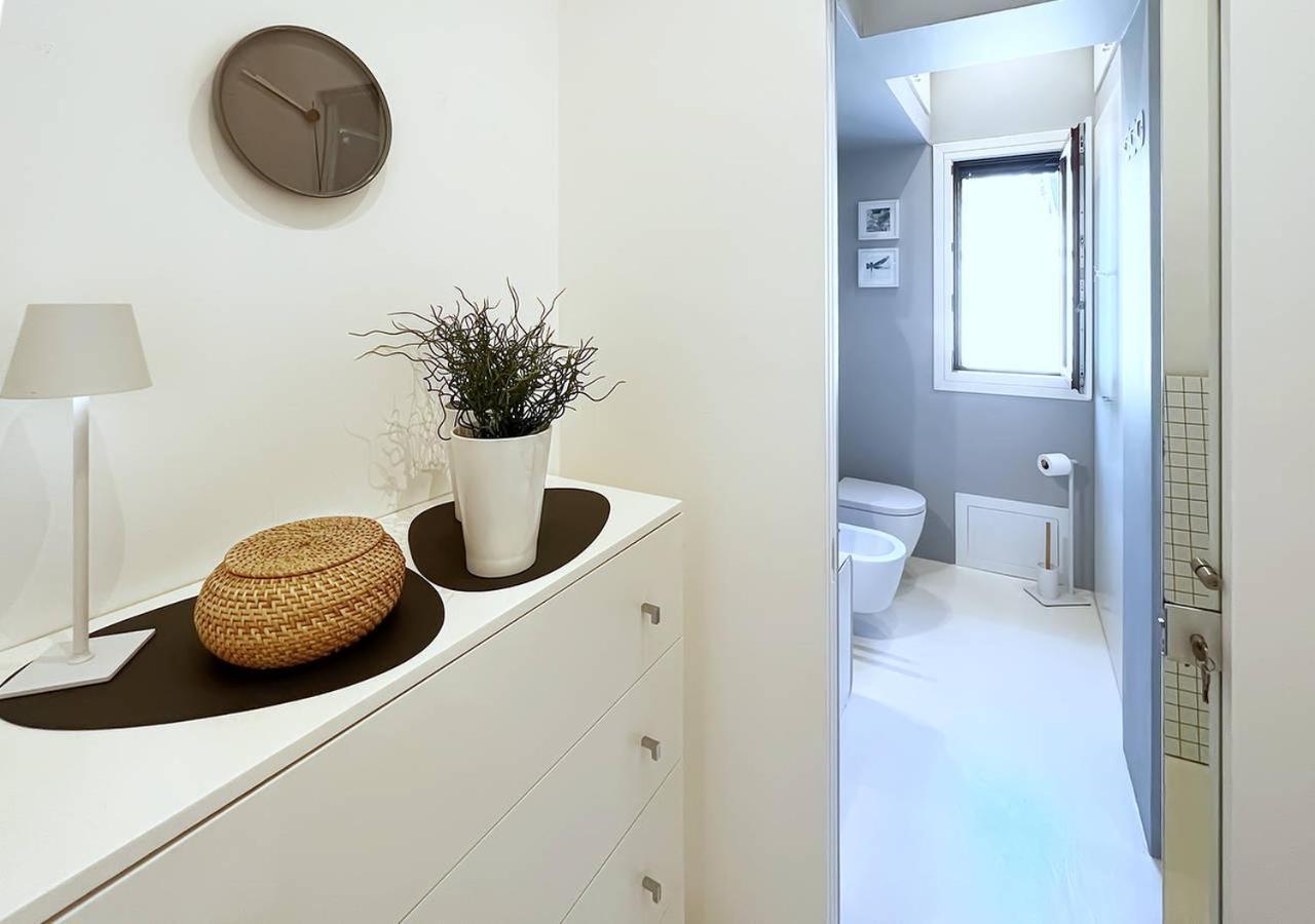 Solemar Sicilia - White Loft Apartment Palermo Luaran gambar